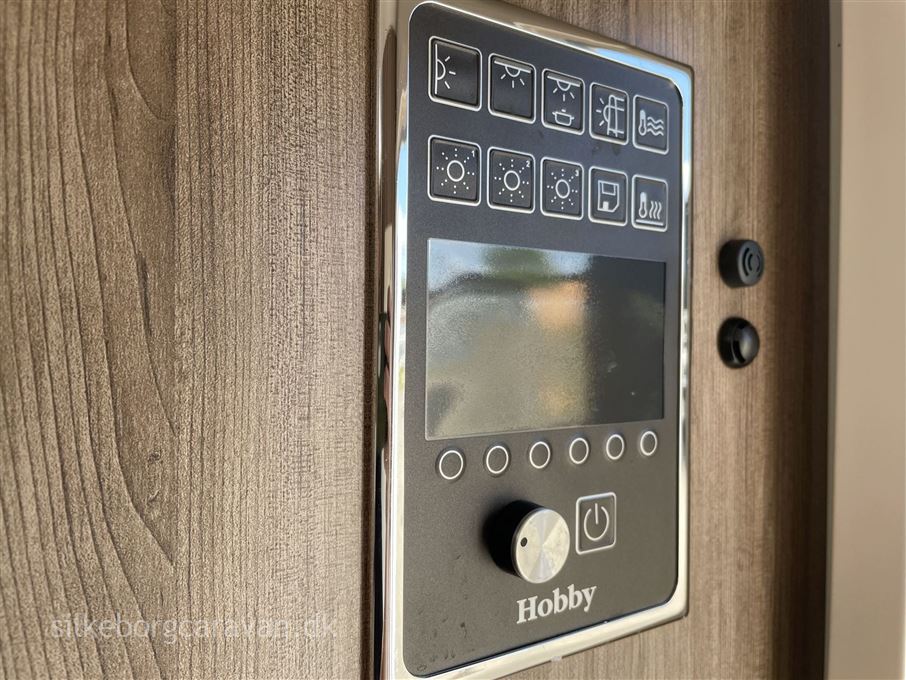 Hobby De Luxe 495 WFB